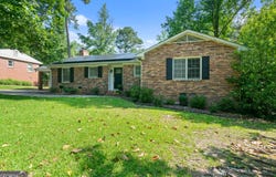 2933 King Alfred, Macon, GA 31204