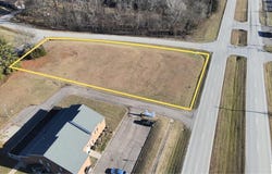 1605 W Lincoln Trail Boulevard, Radcliff, KY 40160-9998