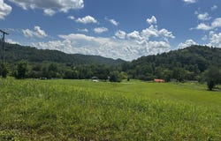 9999 Cannon Lake Road, Cannon, KY 40923