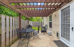 63 Meadow Run Court, St Peters, MO 63303