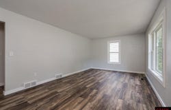 1717 Mary Lane, North Mankato, MN 56003
