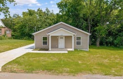 3208 Wimpole Ave, Knoxville, TN 37914
