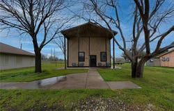 213 Maverick Trail, Oak Point, TX 75068