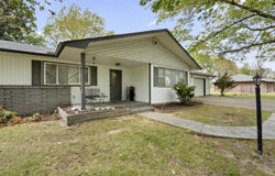 2120 S Spring St Street, Grove, OK 74344