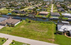 2201 SW 28th Terrace, Cape Coral, FL 33914
