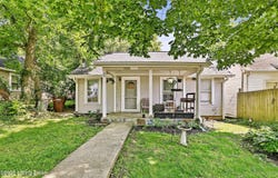 224 E Higgins St, Midway, KY 40347