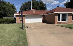 712 S 9th Street, Memphis, TX 79245