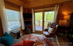 111 Almost Heaven, Boone, NC 28607