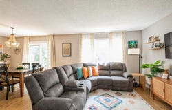 6032 NE Oakwood Ave, CedarRapids, IA 52402