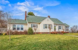 2335 Dobbins Road, Boonville, NC 27011