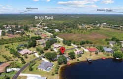 385 Lake View Lane, Palm Bay, FL 32909
