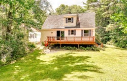 513 Buzzell Hill Road, Hope, ME 04847