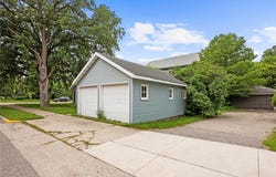 321 6th Avenue E, Alexandria, MN 56308