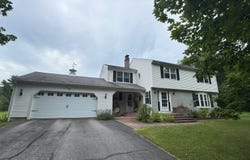 86 Chamberlain Street, Rochester, NH 03867