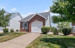 207 Tyndale Drive, O'Fallon, MO 63366