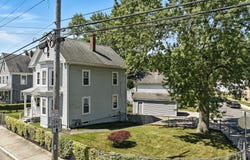 57 Neil St, Marlborough, MA 01752
