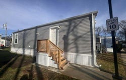 21 Gary Avenue, Hazlet, NJ 07730