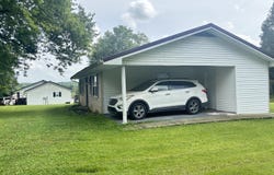 1710 South Jackson County High School Rd, McKee, KY 40447