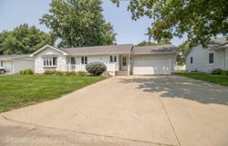2031 12th St, Rock Valley, IA 51247