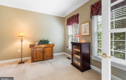 5050 DRUMMOND CIRCLE, CENTER VALLEY, PA 18034