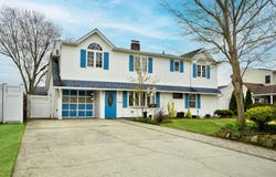 63 Bucket Lane, Levittown, NY 11756