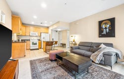 88 N Jackson AVE 414, SAN JOSE, CA 95116