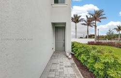 5610 SE Edgewater Cir, Stuart, FL 34997