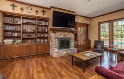 411 Center Hill Road, Gainesville, TX 76240