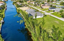 3748 SW 11th Place, Cape Coral, FL 33914
