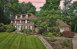 7 HIDDEN SPRINGS LANE, HIGHTSTOWN, NJ 08520