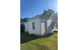 220  E North St, Roodhouse, IL 62082
