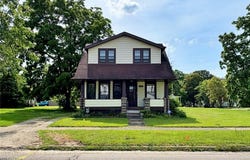 1307 West Avenue, Elyria, OH 44035