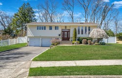 32 Fuller Street, Dix Hills, NY 11746