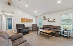 425 E Pecan Ln, Derby, KS 67037