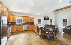 23748 Hutchinson Rd, Springfield, LA 70462