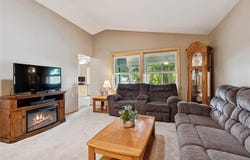 3726 Gershwin Lane N, Oakdale, MN 55128