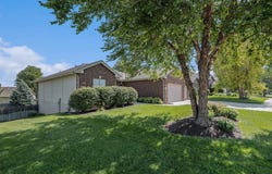 17902 Camelback Avenue, Omaha, NE 68136