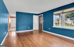 180 DEWEY Street, MOUNT WOLF, PA 17347