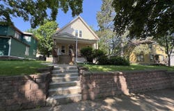 212 S 5th Avenue, Wausau, WI 54401