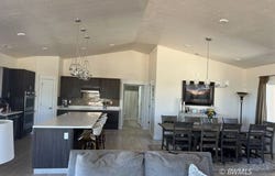 1095 E Canyon Dr, Big Water, UT 84741