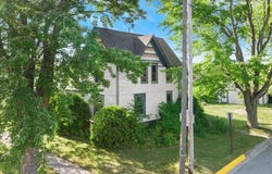 404 E Main Street, Carson City, MI 48811