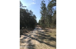 404 MOURNING DOVE Road, Satsuma, FL 32189