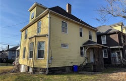 331 Boyles Ave, New Castle, PA 16101