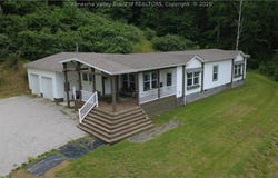 170 Mathews Mountain, Milton, WV 25541