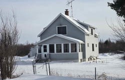 8910 Zim Rd, Forbes, MN 55738