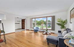 7014 Wilcox Avenue, Darien, IL 60561