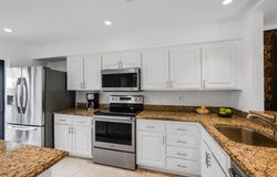 547 NE 7th Ave, Fort Lauderdale, FL 33301