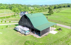 807 Gists Creek Rd, Sevierville, TN 37876