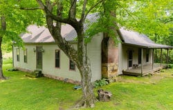 7685 Rochester Road, Morgantown, KY 42261