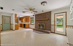 1034 Hope Drive, McComb, MS 39648